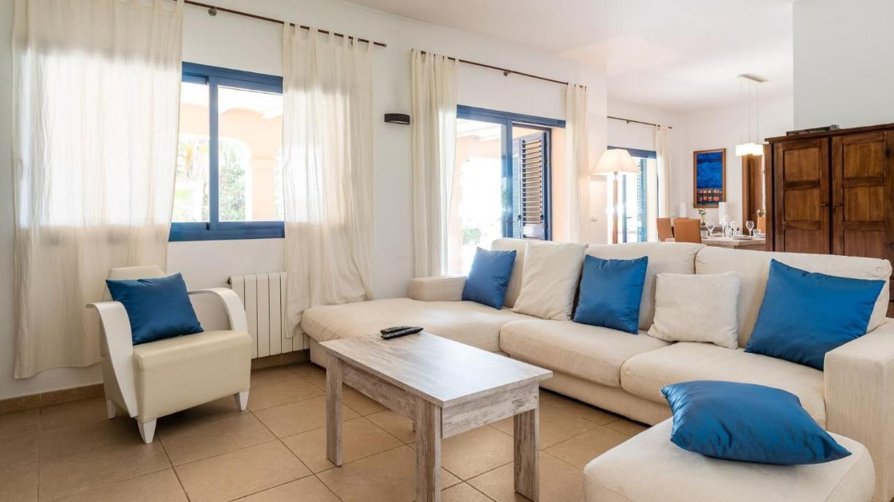Villa Etruria Close To Playa D'En Bossa ซานโฮเซ เด ซา ตาลายา ภายนอก รูปภาพ