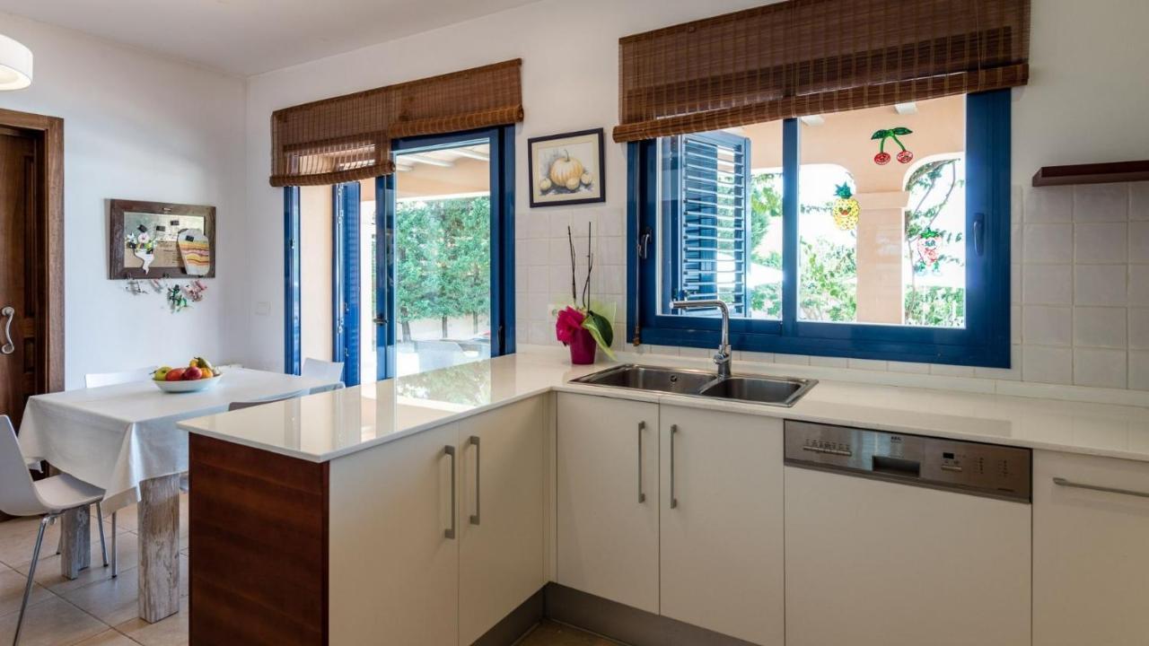 Villa Etruria Close To Playa D'En Bossa ซานโฮเซ เด ซา ตาลายา ภายนอก รูปภาพ